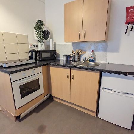 1 Bedroom Studio In A Supurb Area Of カーディフ エクステリア 写真