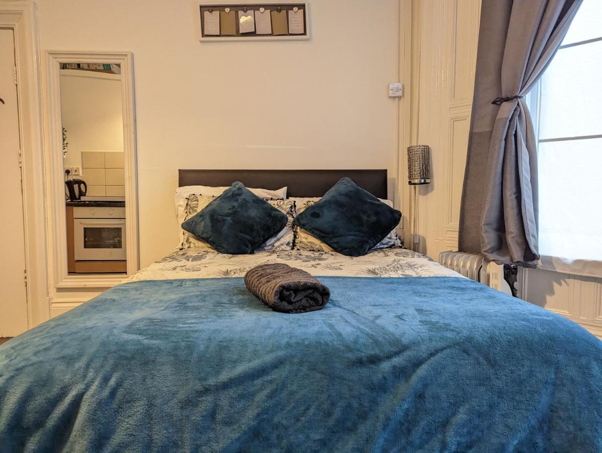 1 Bedroom Studio In A Supurb Area Of カーディフ エクステリア 写真