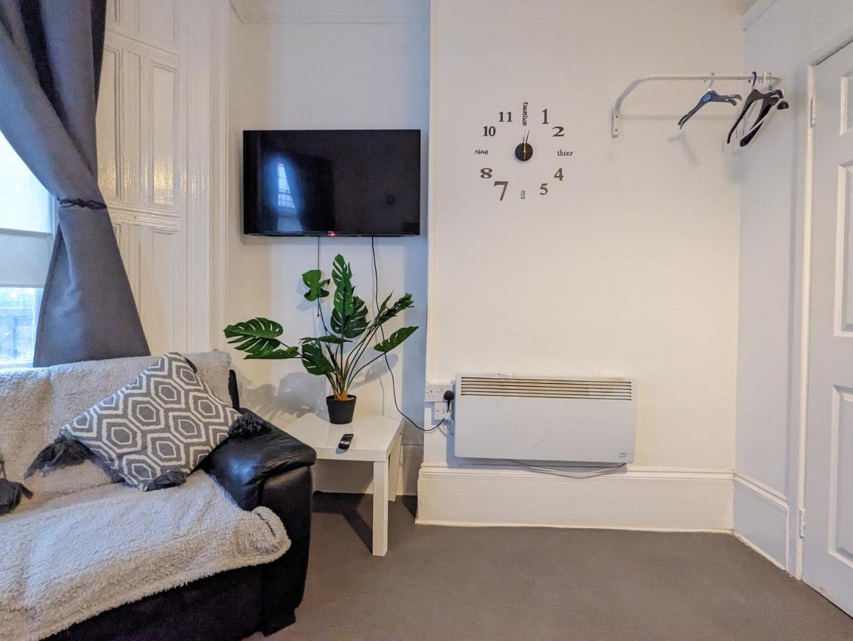 1 Bedroom Studio In A Supurb Area Of カーディフ エクステリア 写真